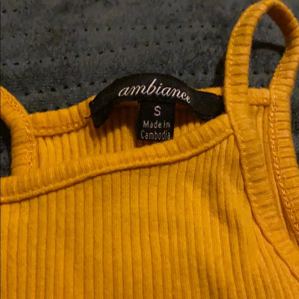 Tank top - Picture 2 of 3